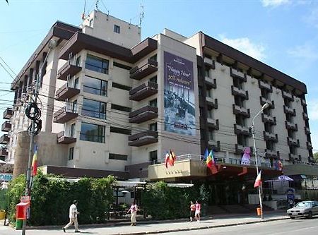 Hotel Rapsodia City Center Botosani Exterior photo